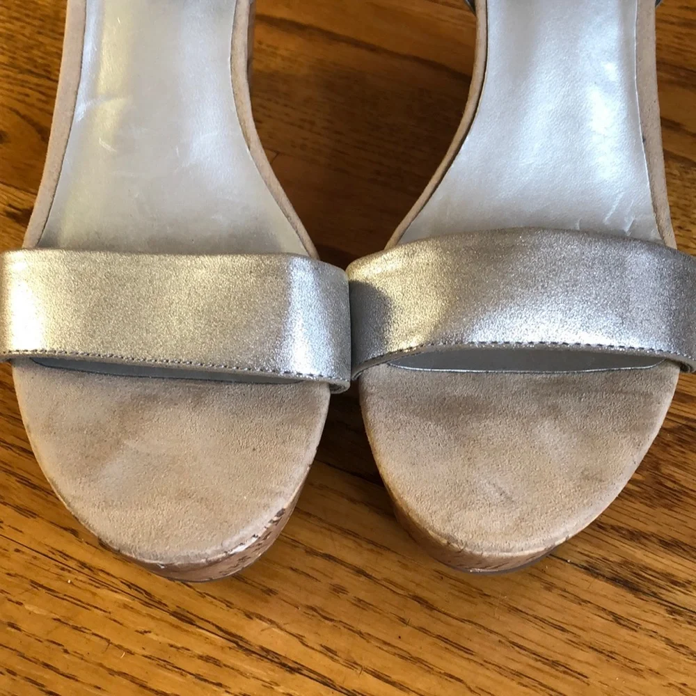 UNISA Lanzer Silver Metallic Wedge